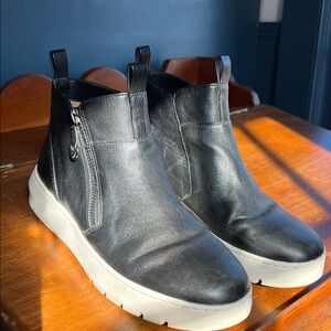 Women’s Brinkley Vionic leather shoes